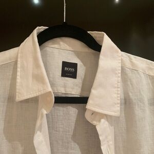 MENS BRAND NEW WHITE LINEN HUGO BOSS SIZE LARGE DRESS SHIRT